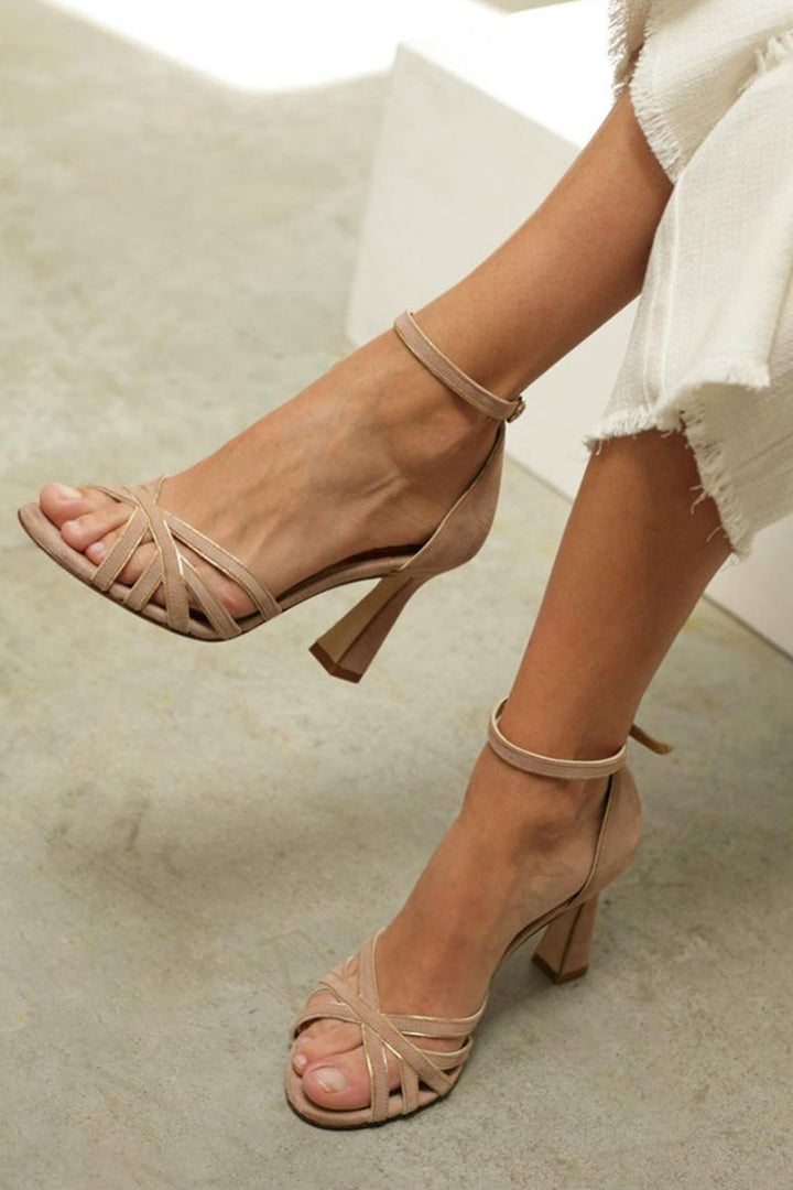 Victoria™ | Slim Pointed Patchwork Heels