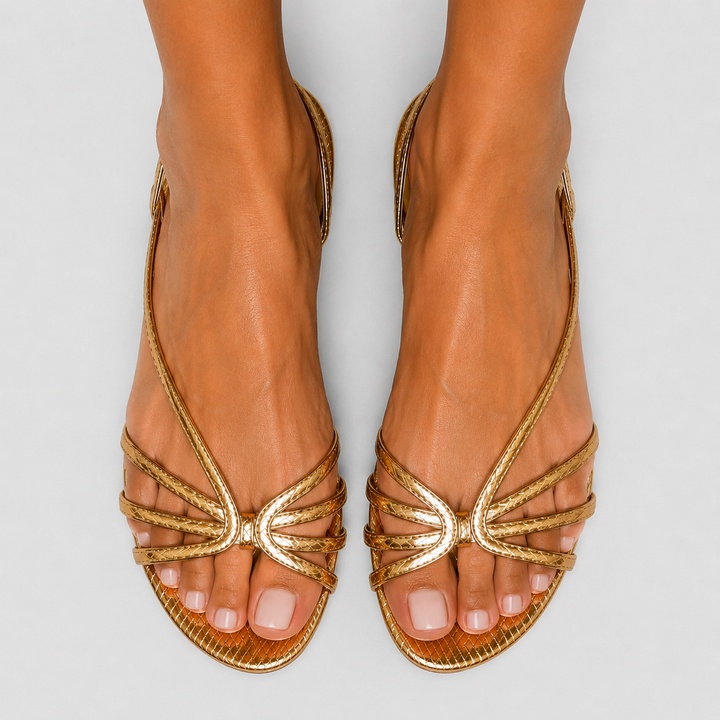 Metallic sandals with straps
