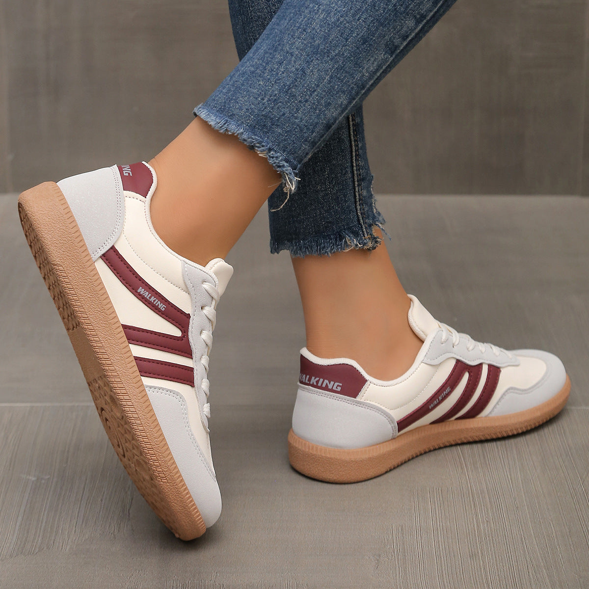 Deliza - Orthopaedic Trainers