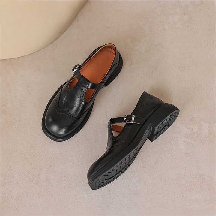 Mary Janes | Elegant sandals made of leather